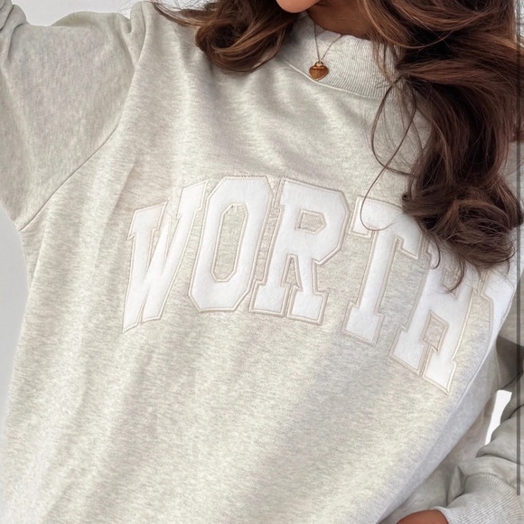 OATMEAL WORHTY HEART SWEATSHIRT!!! Boutique purchase! XL - Picture 2 of 6